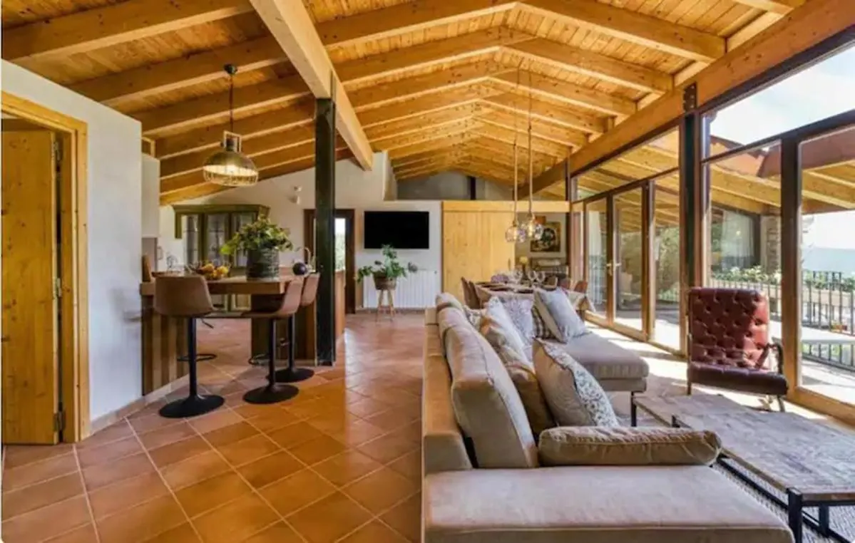 Arc De Can Puig Luxury Holiday Home In Catalonia Sant Ferriol Vila